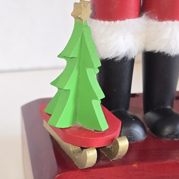San Francisco Music Box Co '98 LE Jolly St. Nick Nutcracker w/box - Picture 8 of 13